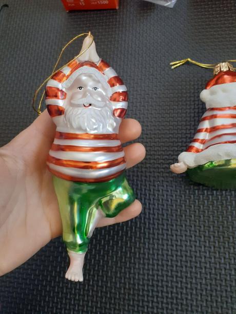 Vianočné ozdoby santa claus jogín, 