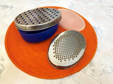 Strúhače s nádobkou, 