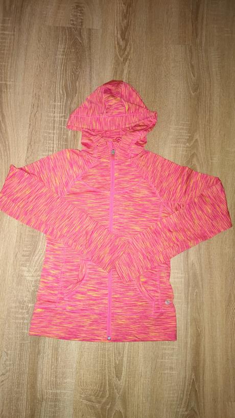 Perfektná športová mikina, 134