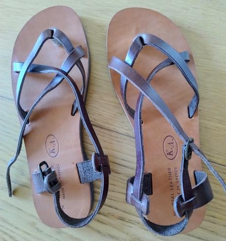 Kožené nové sandále, 38