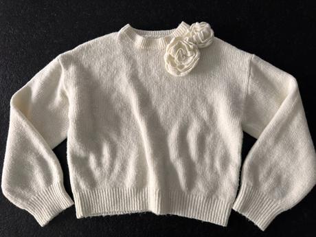 Zara - pletený sveter s kvetom, zara,s