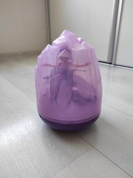 Lietajúca víla hatchimals,