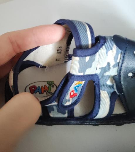 Chlapčenské sandále, 22
