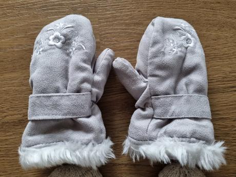 Rukavicky pre dievcatko 1-2 roky, 86–98