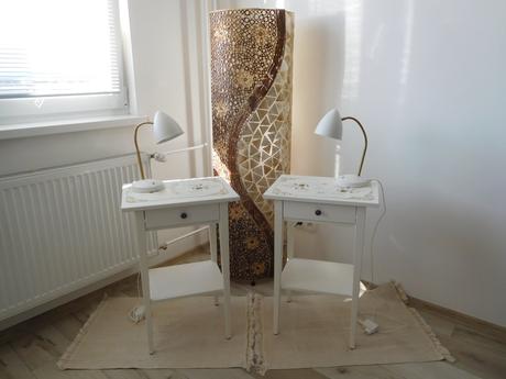 Príručný stolík / nočný -2x, drevený, 