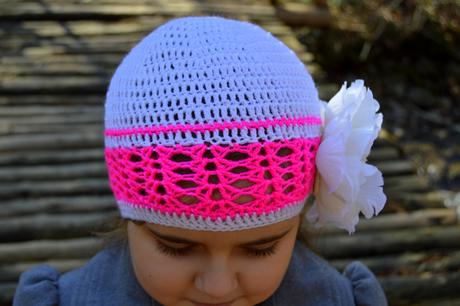 Háčkovaná čiapočka s kvetom, 80 - 158