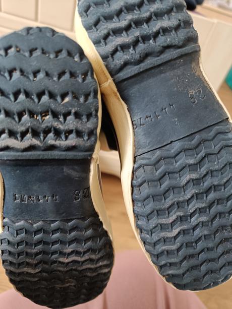 Gumáky bergstein, bergstein,28