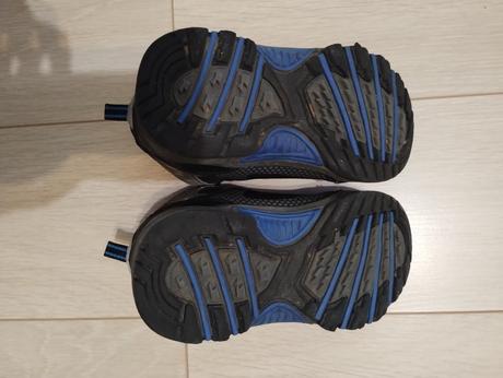 Vyšsie topánky umbro, umbro,28