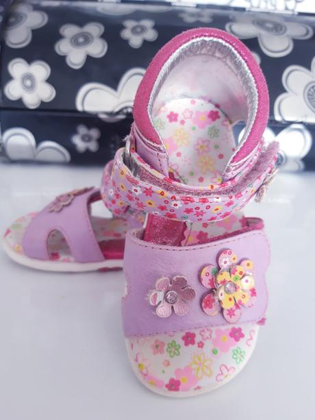 Ortopedicke sandalky, 22