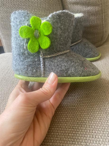 Darujem capačky pre bábätko, <17