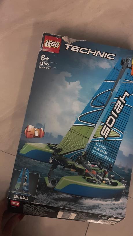 Lego technic 42105 - katamarán  top stav, 