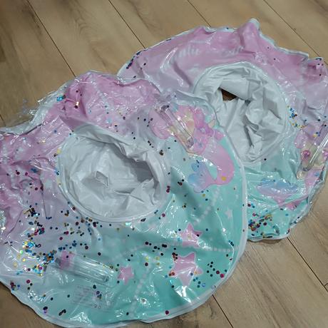 Plávacie koleso so sedením,