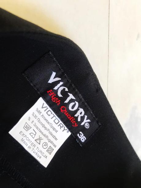 Kvalitné rozšírené nohavice, 36