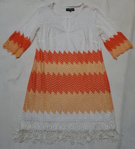 Nádherné šaty, 40