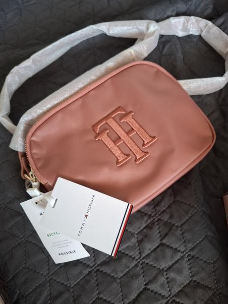 Kabelka zn.tommy hilfiger, tommy hilfiger