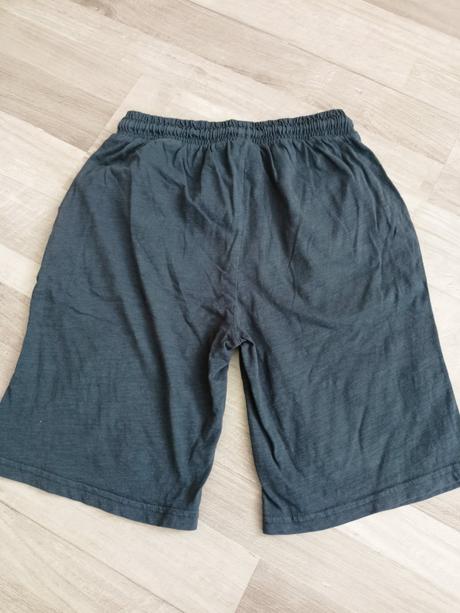 Tenké kraťasy 146/152, chapter young,146