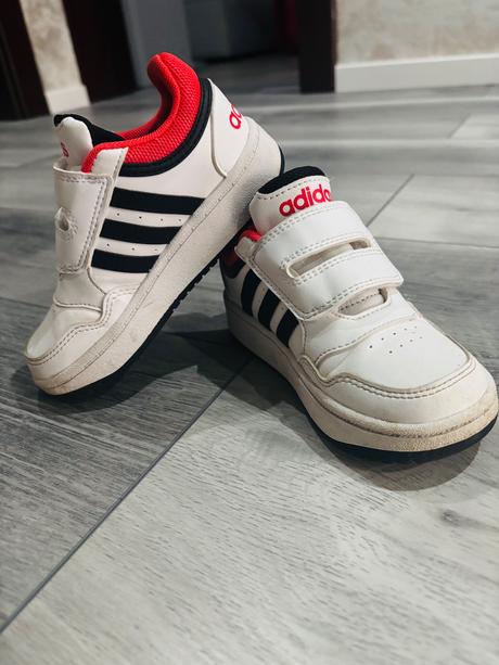 Predám detské chlapčenské botasky vel.26, adidas,26