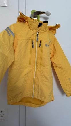 Prechodná funkčná bundicka 130, 134