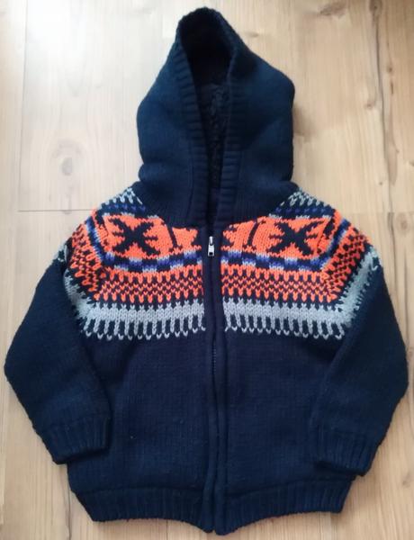 Pletený podšitý svetrík, lupilu,104