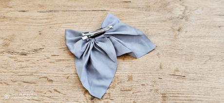 Mašľa do vlasov na sponke - 14x11 cm -šedá, 