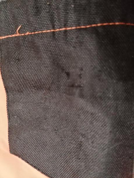 Oranžové oteplovacky, 92