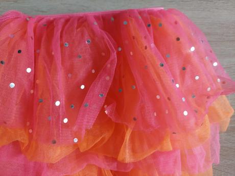 Bohatá tylová mini sukňa zn.claires univerzálna ve, 