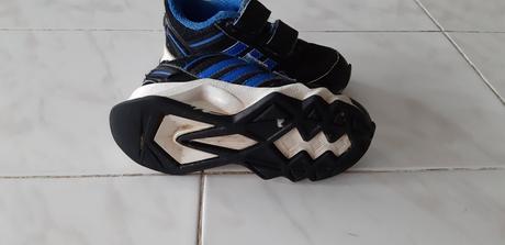 Tenisky, adidas,23