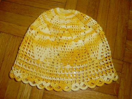 Hačkovaná letná čiapka, 56