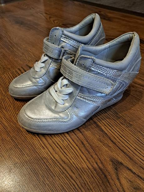 Tenisky na platforme, 39