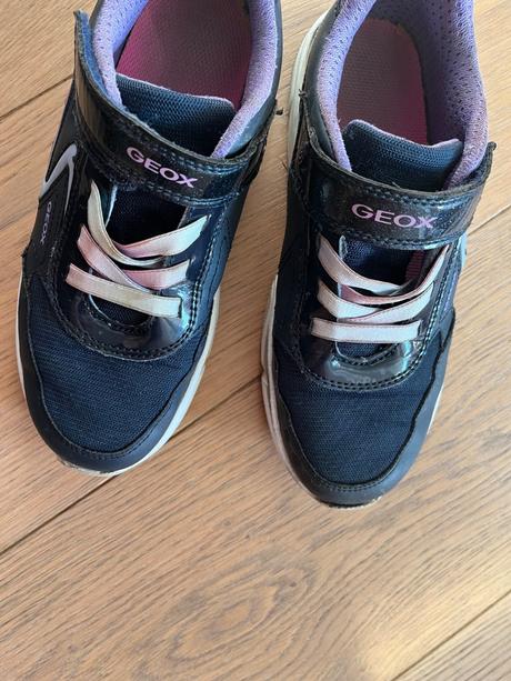 Blikajuce tenisky, geox,34