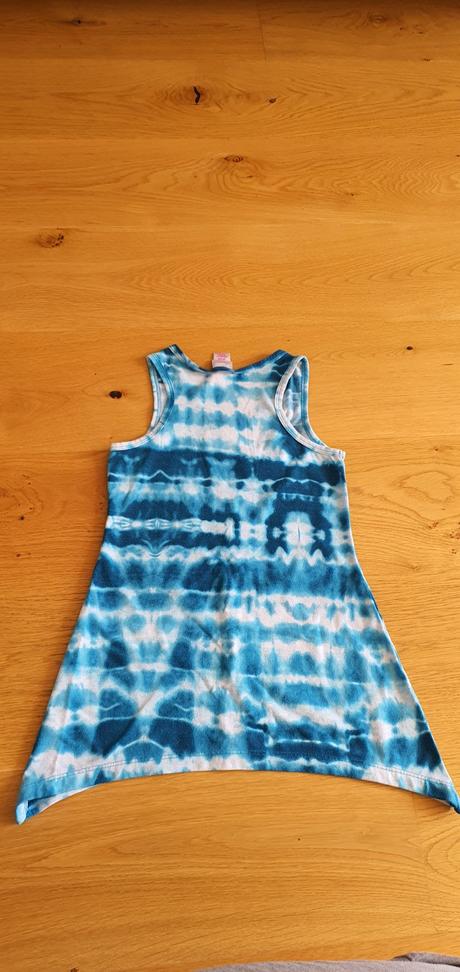 Dievcenske dlhe letne batikovane tielko s flitrami, 122