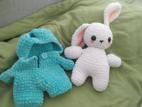 Zajačik s overalom, 