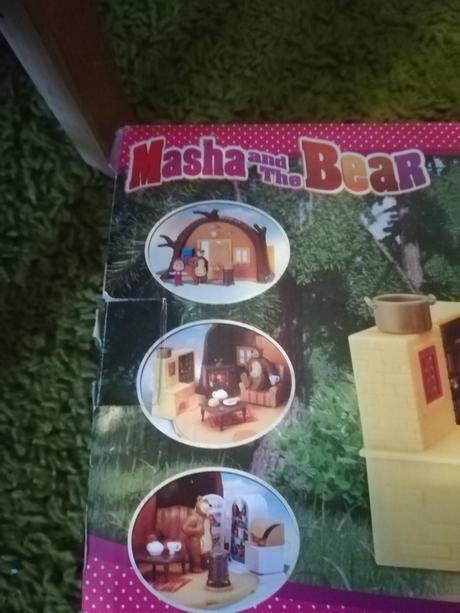 Masha a medveď domček, 