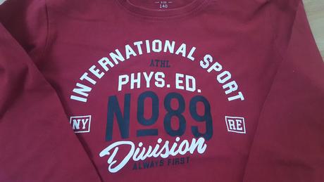 Tricko, reserved,140