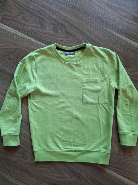 Krásne mikiny  134/140, 134