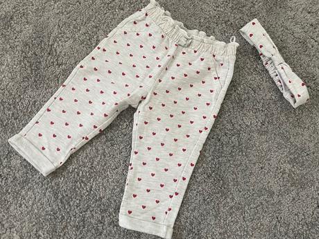 C&a oteplené tepláky + čelenka dievča 80 srdiečka, c&a,80