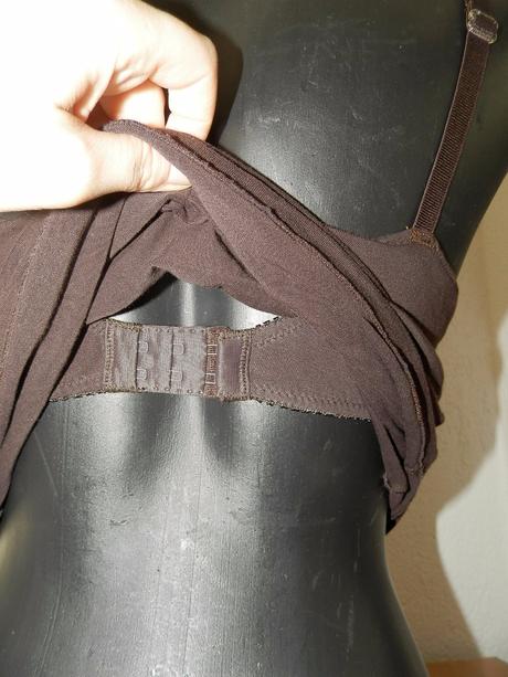 Hnedé tielko so všitou podprsenkou s, s