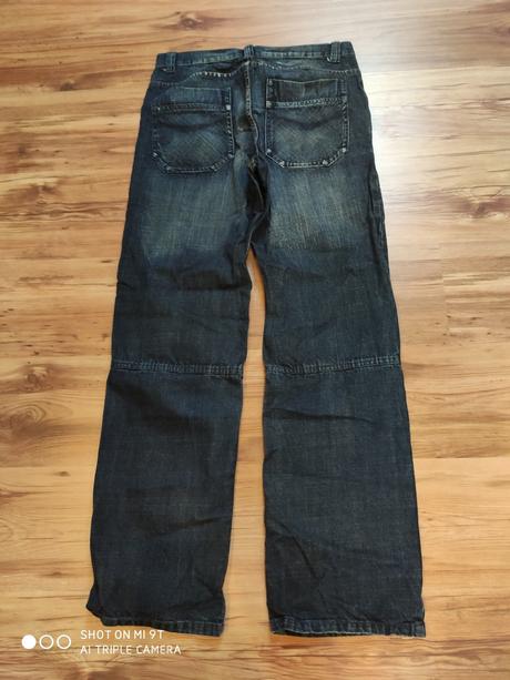 Nosené pánske nohavice, 34