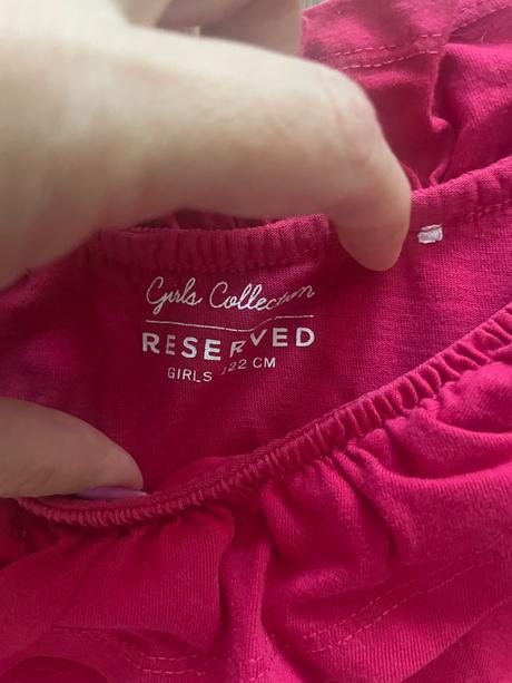 Tricko, reserved,122