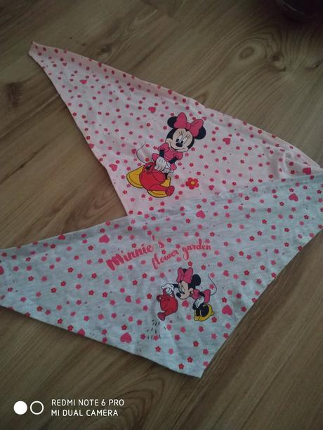 Nové šatky na hlavu, disney