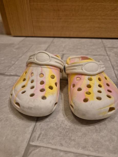 Šľapky žlté 24, 24