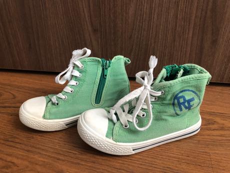 Tenisky, reserved,27