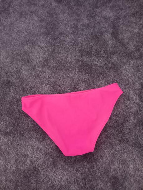 Plavky/bikiny, 134