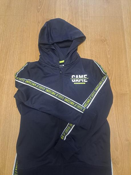 Športová súprava, 146