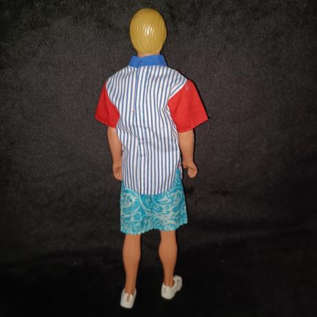 Barbie retro ken,