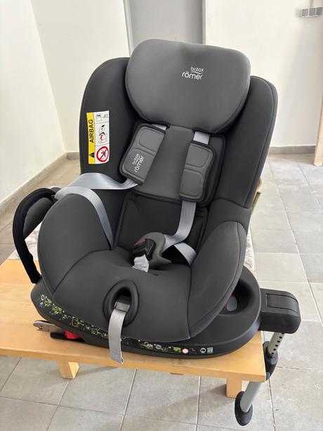 Autosedačka britax romer 2 r otočná, britax
