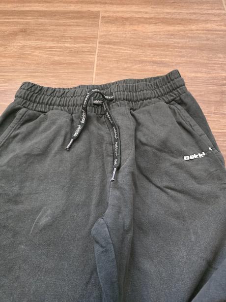 Hrubšie tepláky č.152, 152