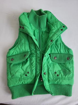 Zelená vesticka, 116