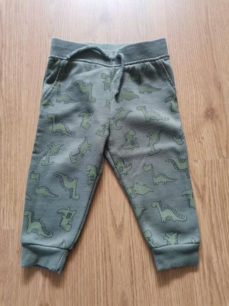 Tepláky v. 80, primark,80