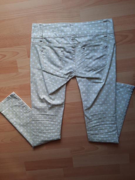 Dámske nohavice, 28